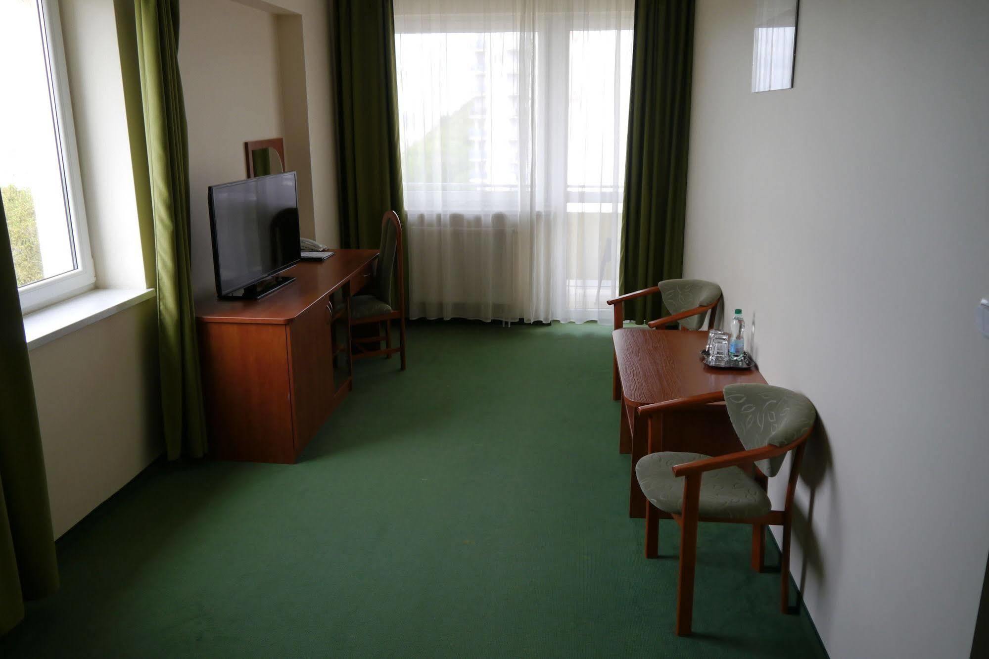 Vestina Wellness & Spa Hotel Miedzyzdroje Extérieur photo